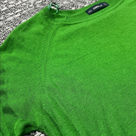 Zara | Green Three Quarter Sleeve Knit - Picture 2 of 13